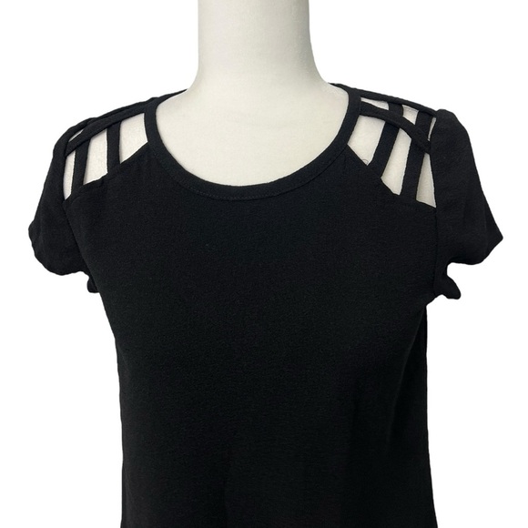 Speechless Black Dress with Zipper Detail - Picture 2 of 10